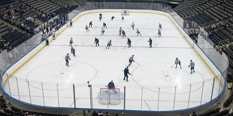 Loko - MHC Spartak