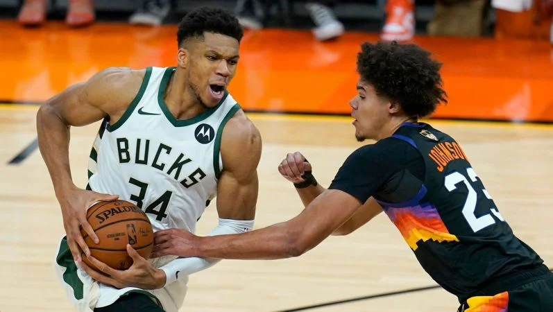 Milwaukee Bucks - Phoenix Suns