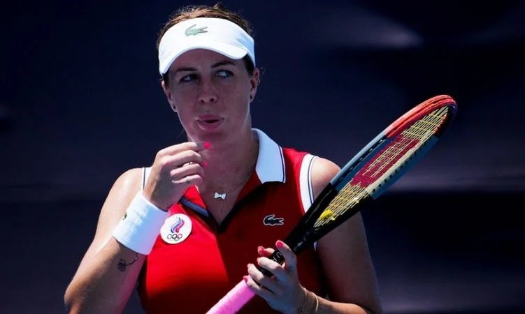 Sara Sorribes Tormo - Anastasia Pavlyuchenkova