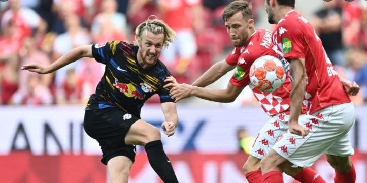 Mainz 05 - Greuther Fuerth Mainz 05 - Greuther Fuerth