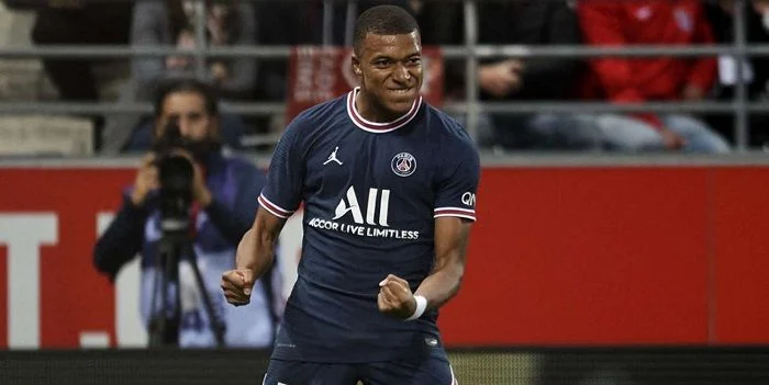 Paris Saint-Germain - Clermont Foot Paris Saint-Germain - Clermont Foot