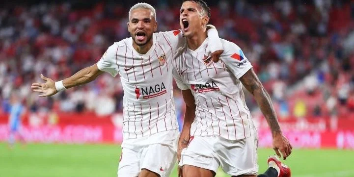 Sevilla - Salzburg Sevilla - Salzburg