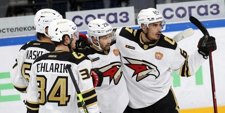 Avtomobilist Yekaterinburg - Avangard Omsk Avtomobilist Yekaterinburg - Avangard Omsk
