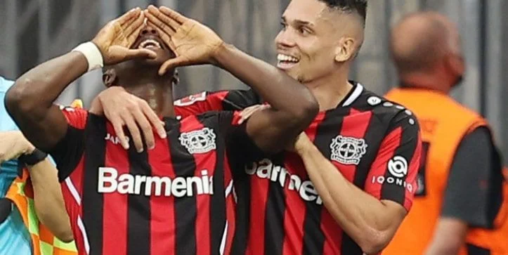 VfB Stuttgart - Bayer Leverkusen VfB Stuttgart - Bayer Leverkusen