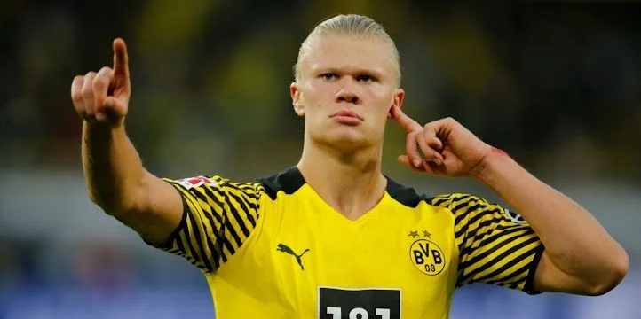 Borussia Moenchengladbach - Borussia Dortmund Borussia Moenchengladbach - Borussia Dortmund