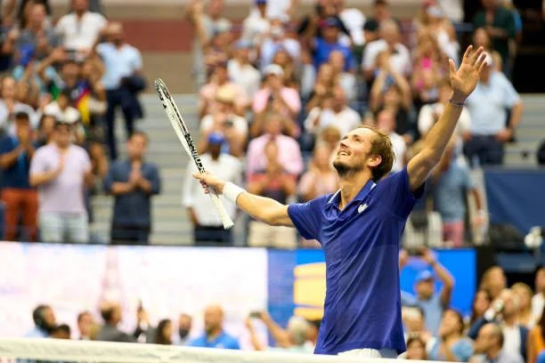 Daniil Medvedev - Denis Shapovalov Daniil Medvedev - Denis Shapovalov