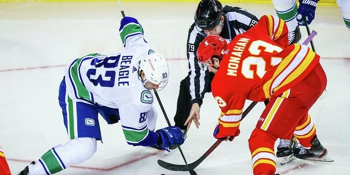 Vancouver Canucks - Calgary Flames Vancouver Canucks - Calgary Flames