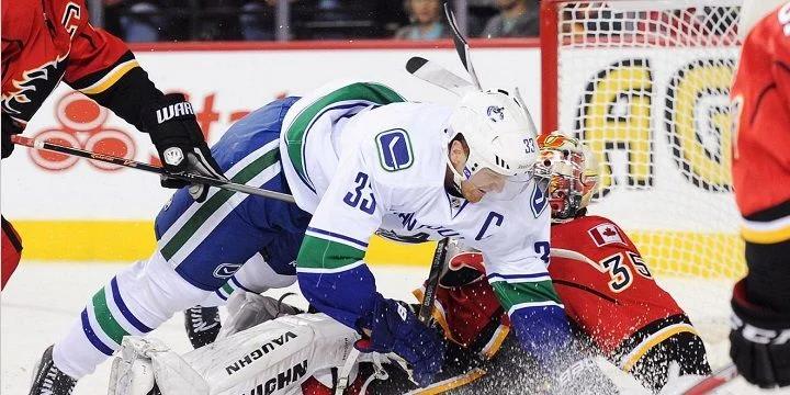 Calgary Flames - Vancouver Canucks Calgary Flames - Vancouver Canucks