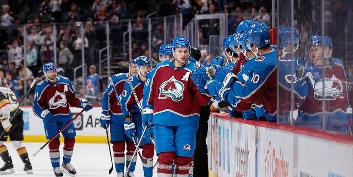 Colorado Avalanche - St. Louis Blues
