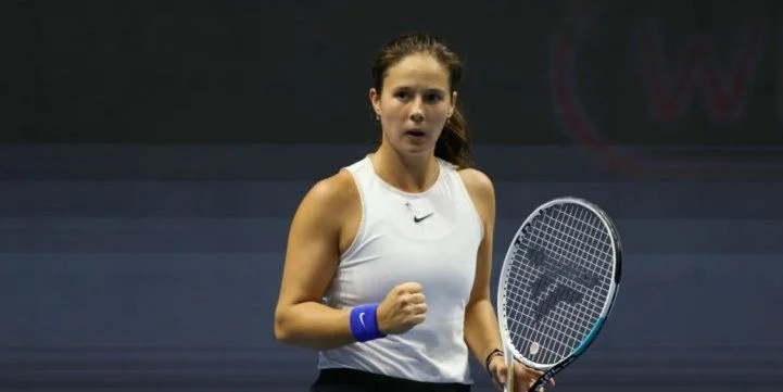 Daria Kasatkina - Anhelina Kalinina