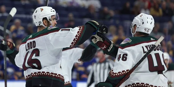 Arizona Coyotes - St. Louis Blues