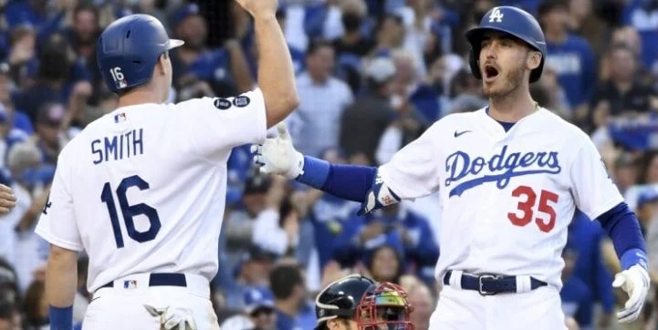 Los Angeles Dodgers - Atlanta Braves Los Angeles Dodgers - Atlanta Braves
