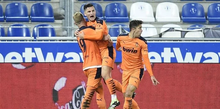 Valencia - Mallorca Valencia - Mallorca