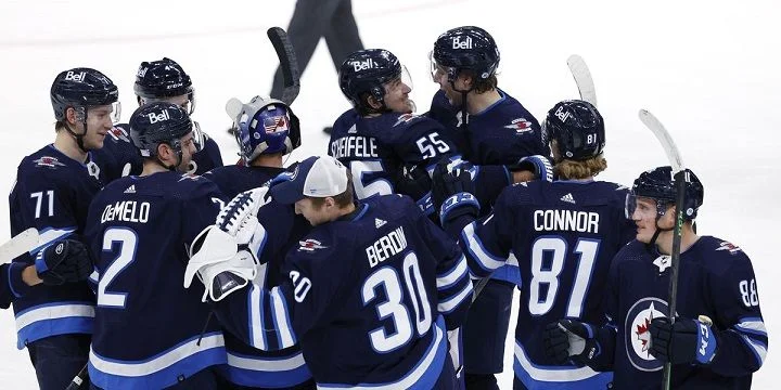 Winnipeg Jets - Chicago Blackhawks