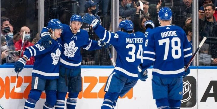Toronto Maple Leafs - Boston Bruins Toronto Maple Leafs - Boston Bruins