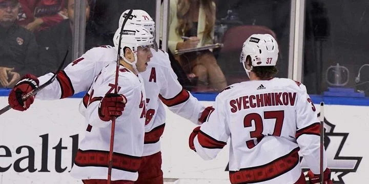 Carolina Hurricanes - Philadelphia Flyers Carolina Hurricanes - Philadelphia Flyers
