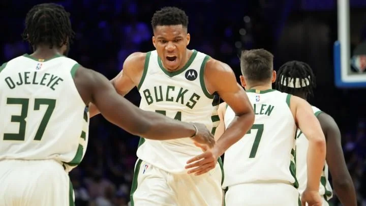 Atlanta Hawks - Milwaukee Bucks Atlanta Hawks - Milwaukee Bucks
