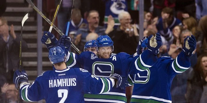 Vancouver Canucks - Colorado Avalanche Vancouver Canucks - Colorado Avalanche