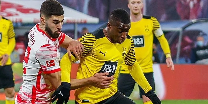 Borussia Dortmund - VfB Stuttgart Borussia Dortmund - VfB Stuttgart