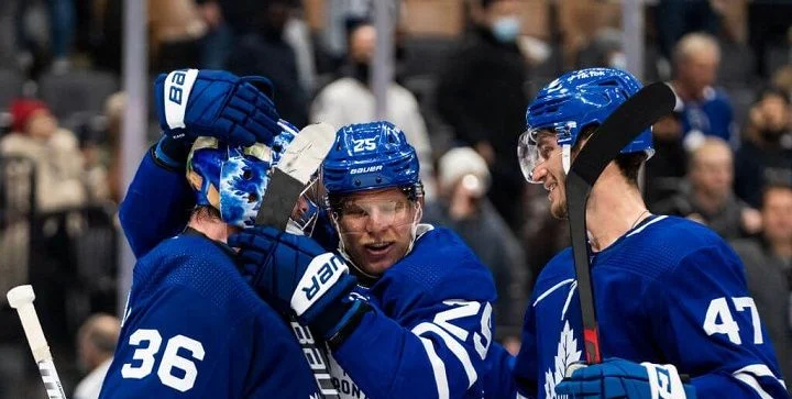 Toronto Maple Leafs - Pittsburgh Penguins Toronto Maple Leafs - Pittsburgh Penguins