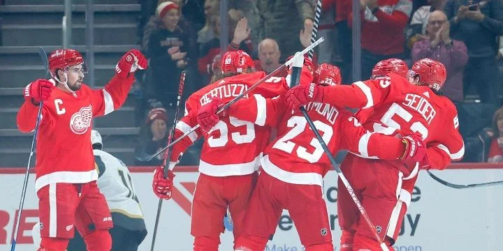 Detroit Red Wings - St. Louis Blues Detroit Red Wings - St. Louis Blues