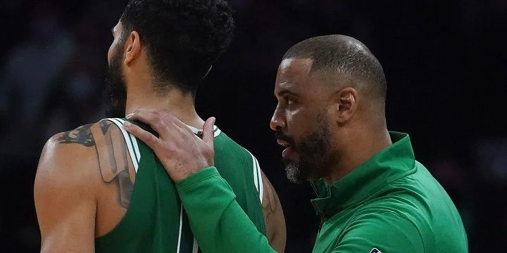 Boston Celtics - Milwaukee Bucks Boston Celtics - Milwaukee Bucks