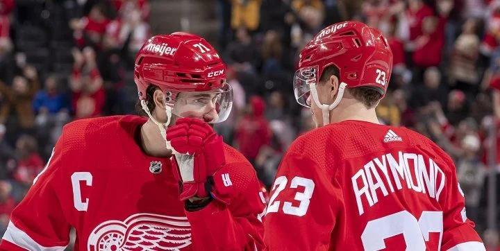 Detroit Red Wings - New York Islanders Detroit Red Wings - New York Islanders