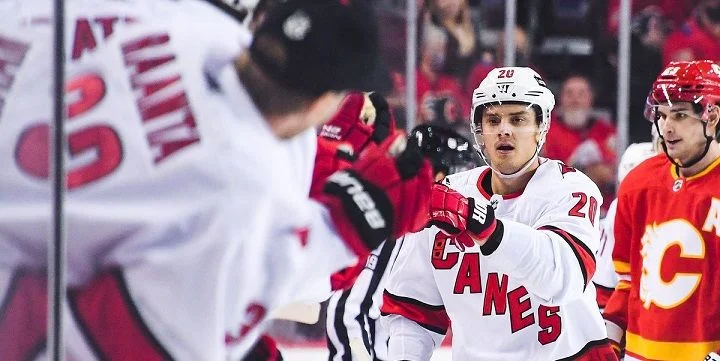 Carolina Hurricanes - Detroit Red Wings