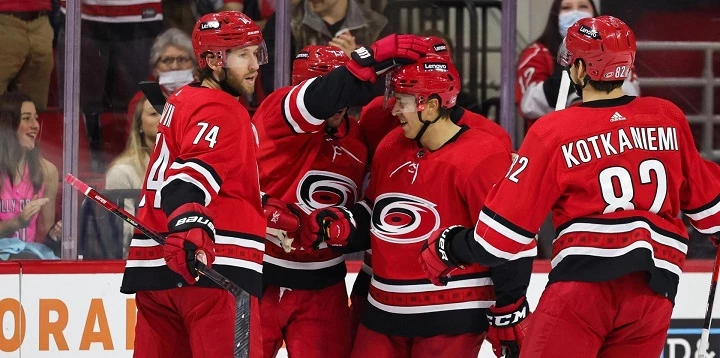 Carolina Hurricanes vs Los Angeles Kings Prediction and Betting Tips (19.12.2021) Carolina Hurricanes vs Los Angeles Kings Prediction and Betting Tips (19.12.2021)