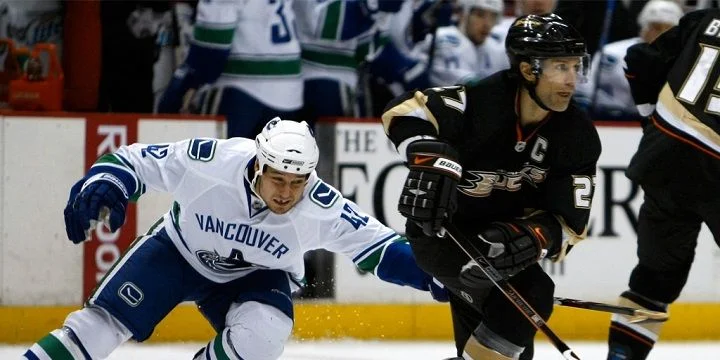Anaheim Ducks - Vancouver Canucks Anaheim Ducks - Vancouver Canucks