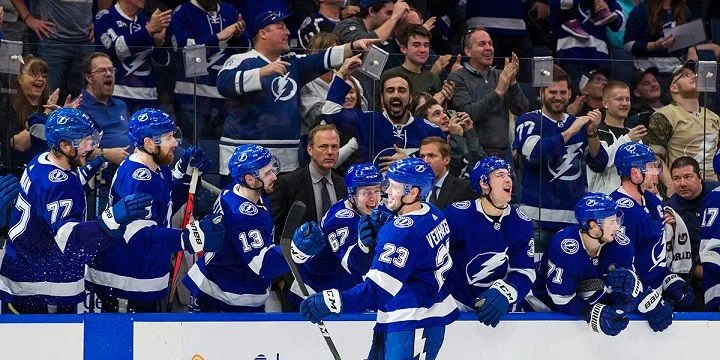 Tampa Bay Lightning - Vancouver Canucks Tampa Bay Lightning - Vancouver Canucks