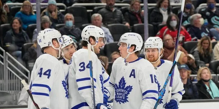 Toronto Maple Leafs - Pittsburgh Penguins Toronto Maple Leafs - Pittsburgh Penguins