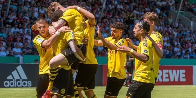 Borussia Dortmund - Borussia Moenchengladbach Borussia Dortmund - Borussia Moenchengladbach