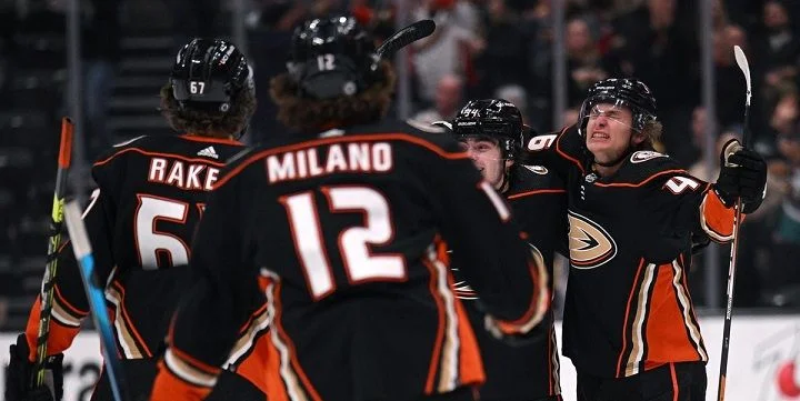 Anaheim Ducks - Vegas Golden Knights Anaheim Ducks - Vegas Golden Knights