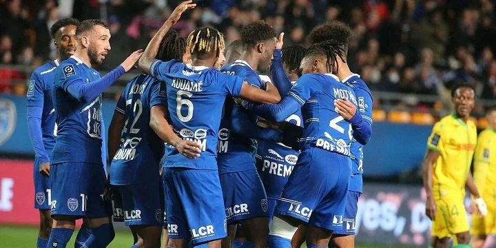 Saint-Etienne - Troyes Saint-Etienne - Troyes