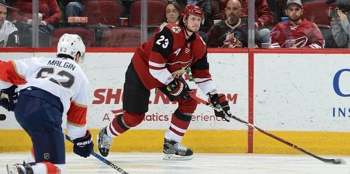Arizona Coyotes - Vancouver Canucks Arizona Coyotes - Vancouver Canucks