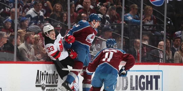 Colorado Avalanche - Carolina Hurricanes Colorado Avalanche - Carolina Hurricanes