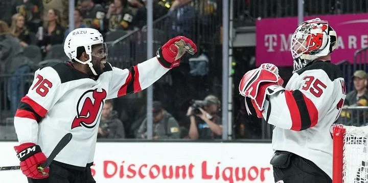 New Jersey Devils - Carolina Hurricanes