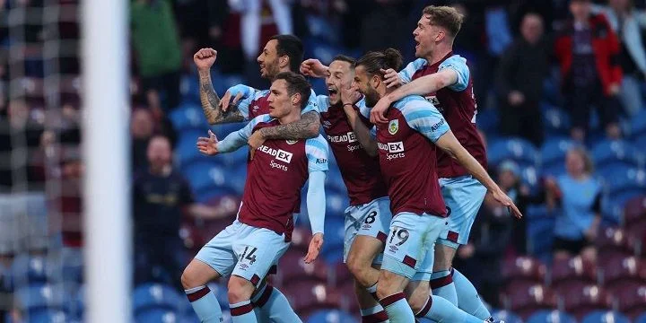 Burnley - Wolverhampton Wanderers Burnley - Wolverhampton Wanderers