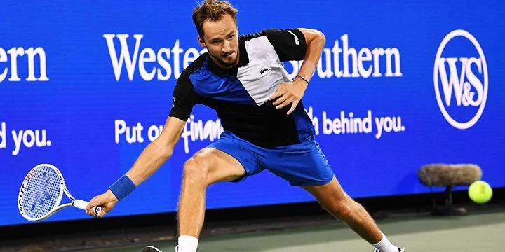 Daniil Medvedev - Denis Shapovalov Daniil Medvedev - Denis Shapovalov