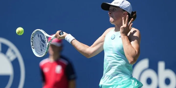 Iga Swiatek - Sloane Stephens Iga Swiatek - Sloane Stephens