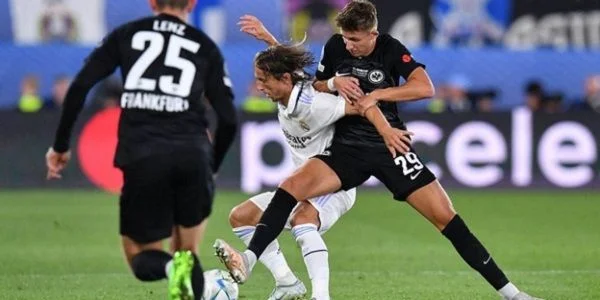 Eintracht Frankfurt - Sporting CP Eintracht Frankfurt - Sporting CP
