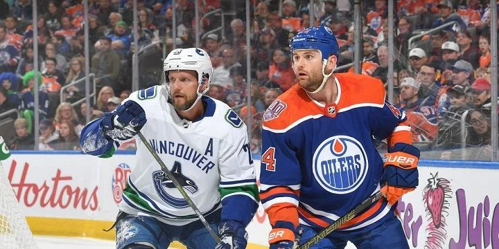 Vancouver Canucks - Edmonton Oilers Vancouver Canucks - Edmonton Oilers