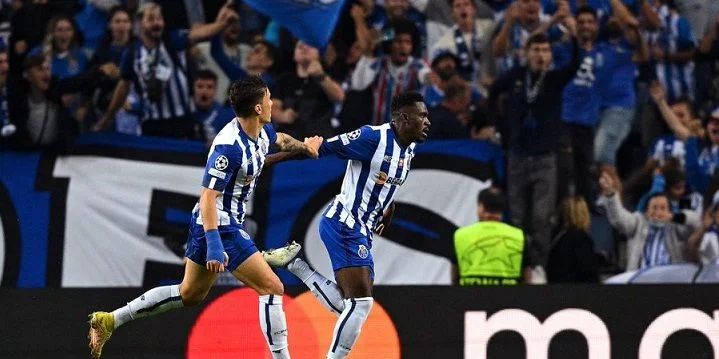 Bayer Leverkusen - FC Porto Bayer Leverkusen - FC Porto