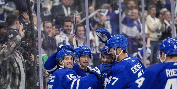 Toronto Maple Leafs - Ottawa Senators Toronto Maple Leafs - Ottawa Senators