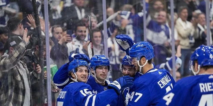 Toronto Maple Leafs - Arizona Coyotes