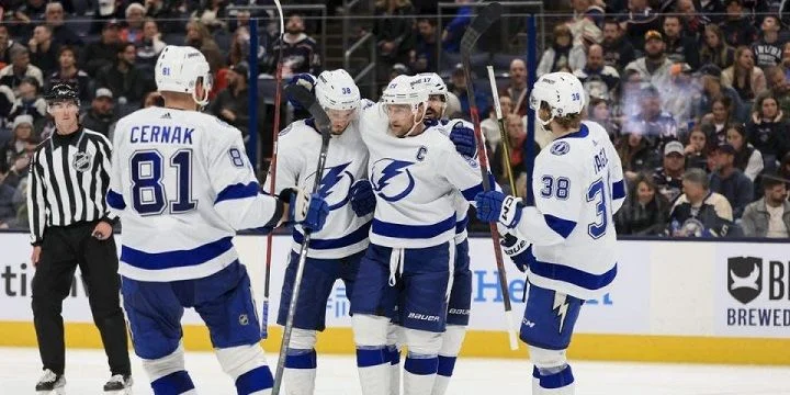 Tampa Bay Lightning - Philadelphia Flyers Tampa Bay Lightning - Philadelphia Flyers