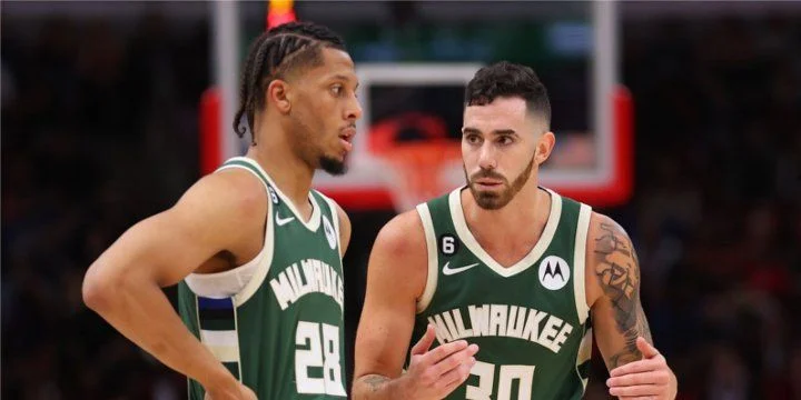 Philadelphia 76ers - Milwaukee Bucks Philadelphia 76ers - Milwaukee Bucks
