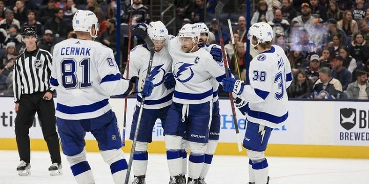 Tampa Bay Lightning - New York Islanders Tampa Bay Lightning - New York Islanders