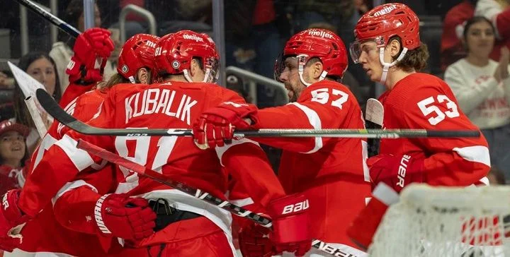 Detroit Red Wings - New Jersey Devils Detroit Red Wings - New Jersey Devils